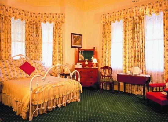 Bed and Breakfast Ormiston House à Strahan Chambre photo